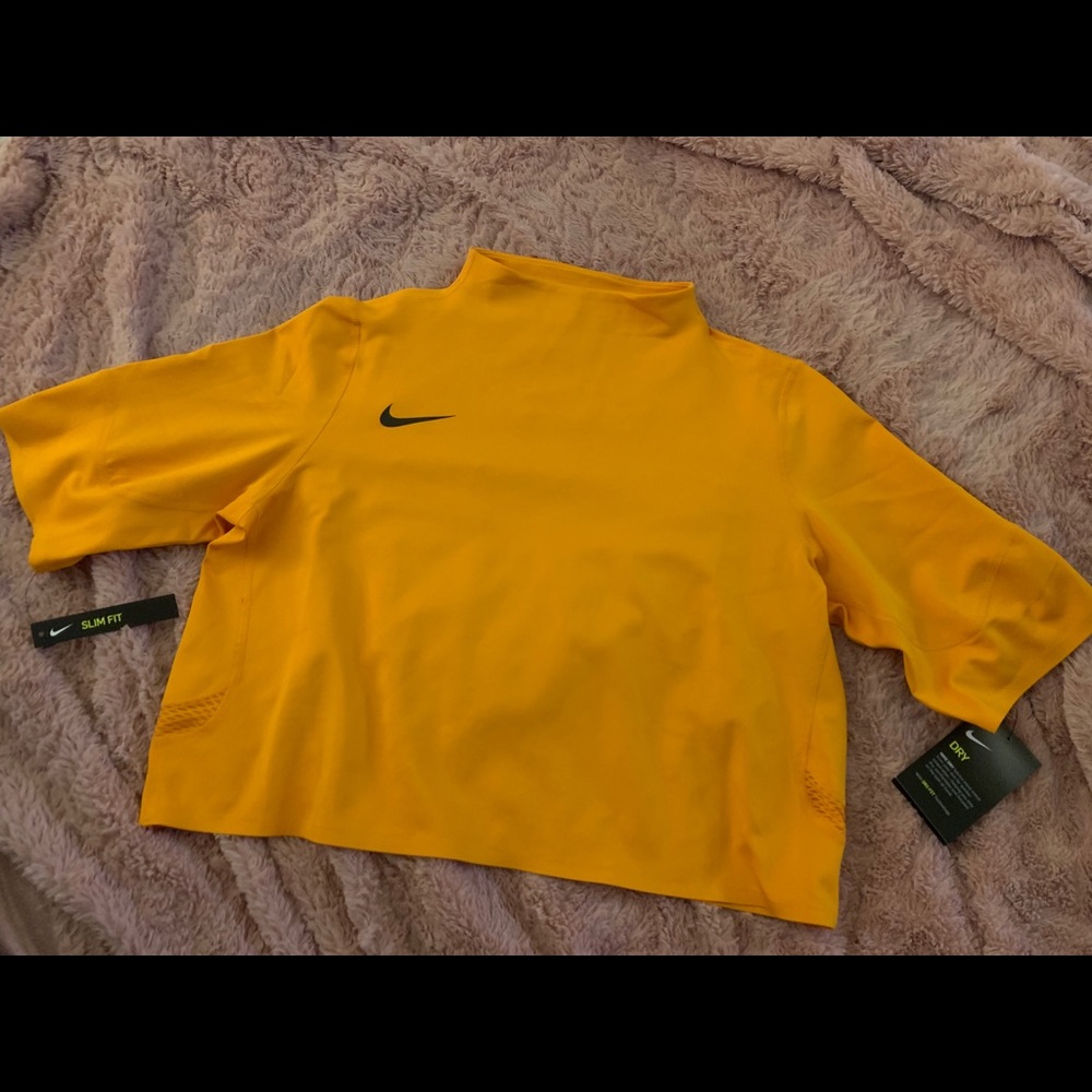 Nike Air NSW Dri-Fit Top